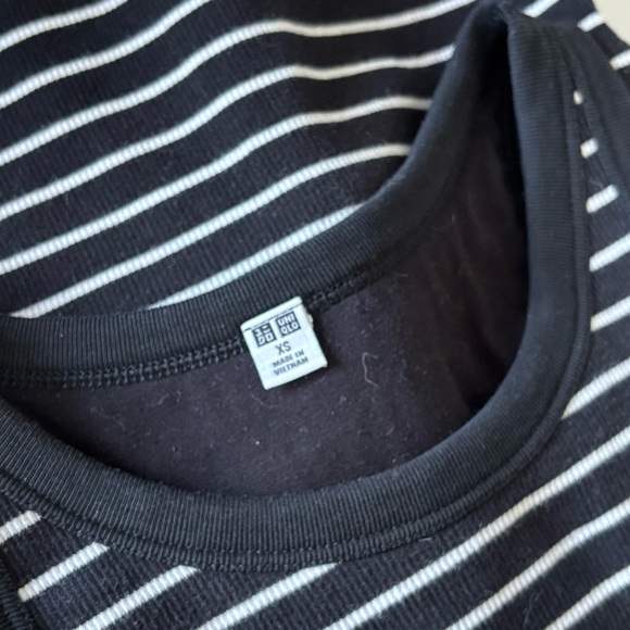 Uniqlo - Ribbed Cropped Bra Top, Black Striped, XS - Picture 4 of 6